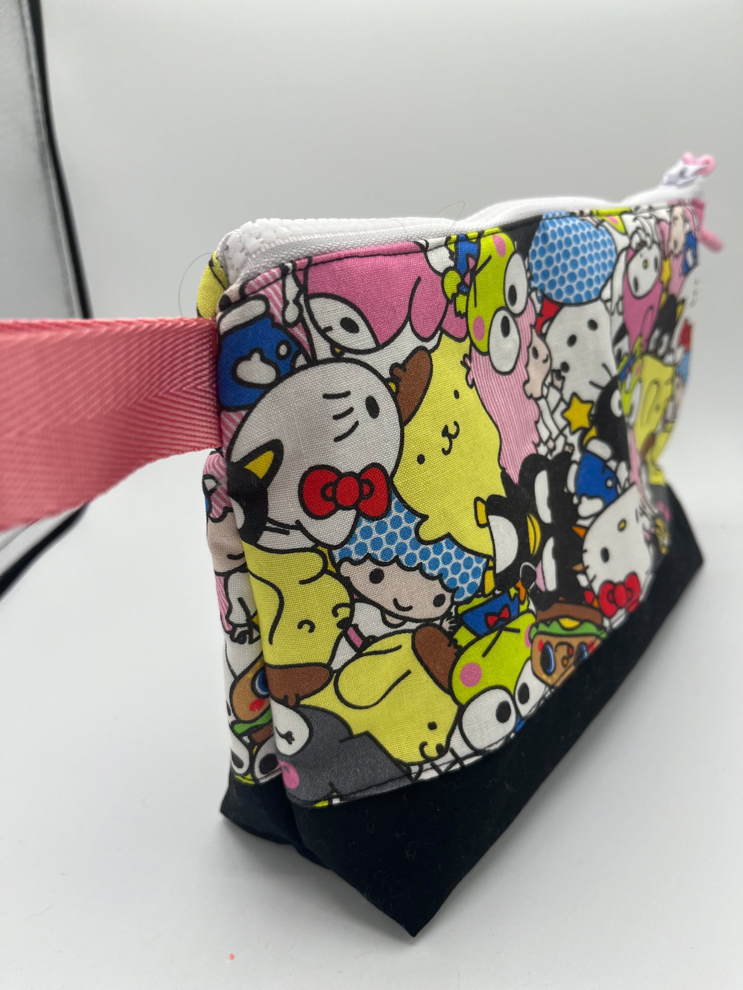 Small Hello Kitty Travel Handled Bag