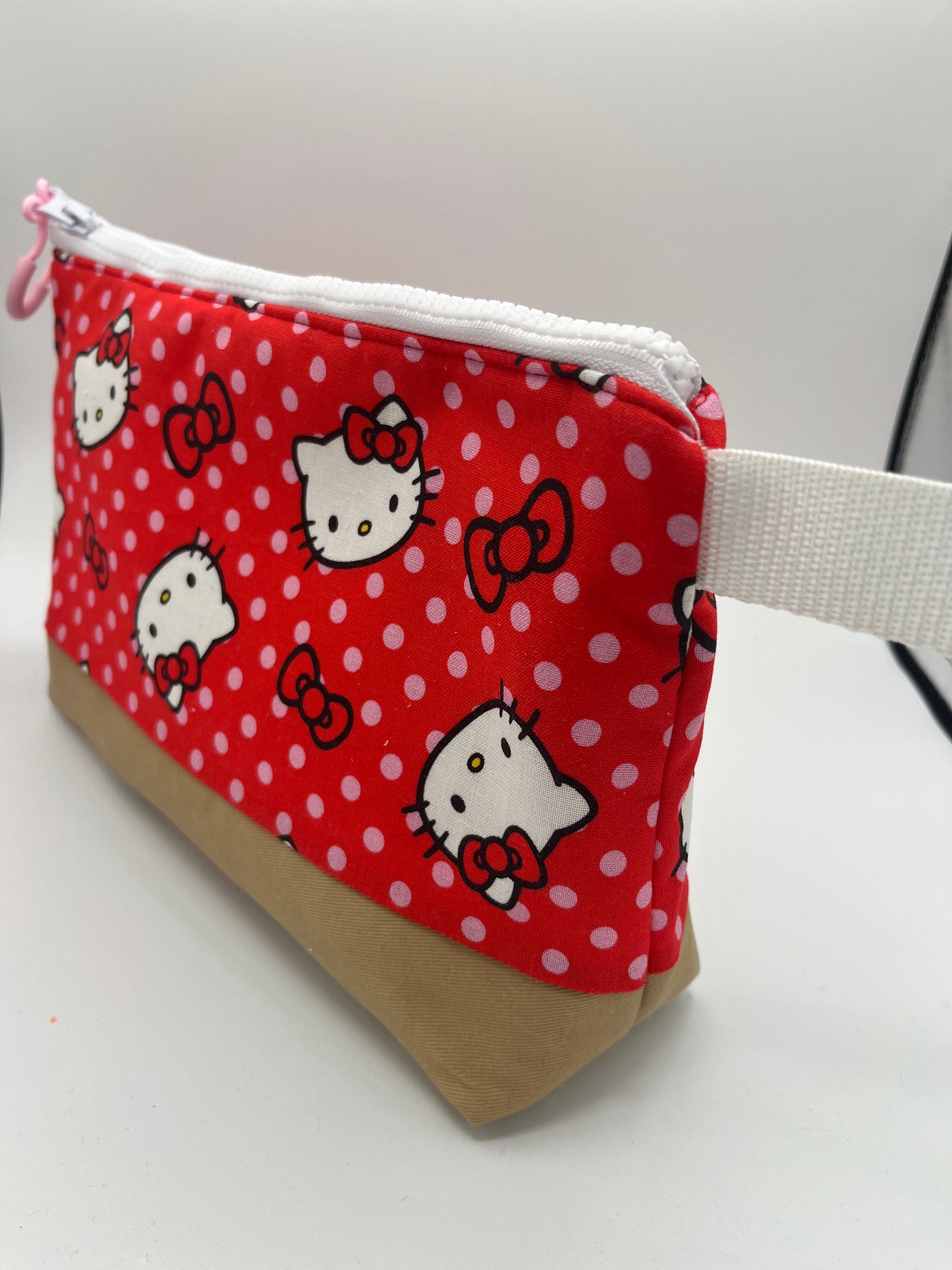 Small Hello Kitty Travel Handled Bag