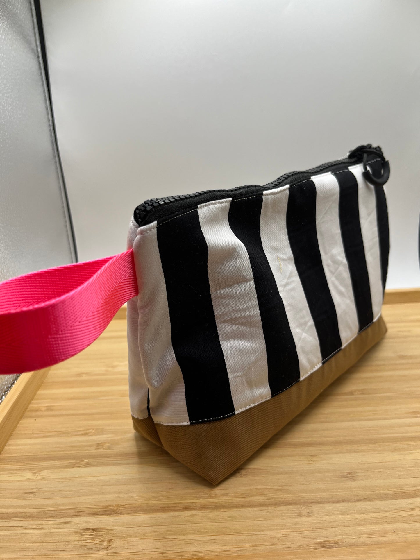 Small Stripe Travel Handle Bag