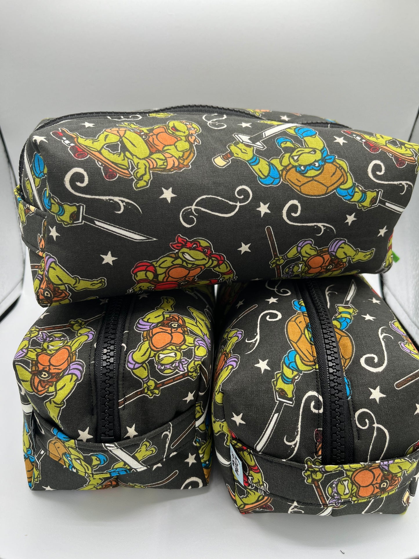 Turtles Square Travel Bag (Med Only)