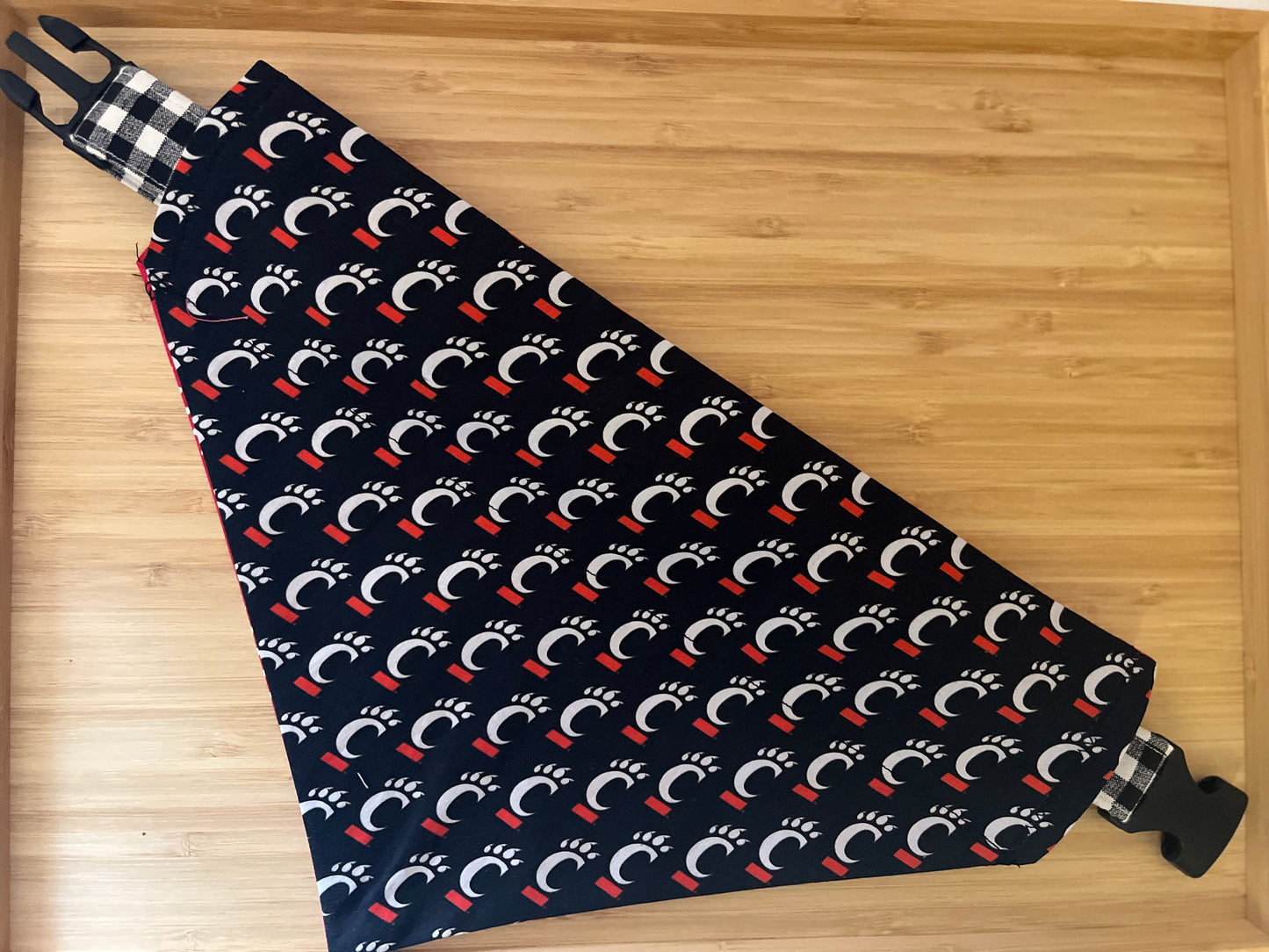 University of Cincinnati Bearcats Dog Bandana (Through the Collar Bandana)