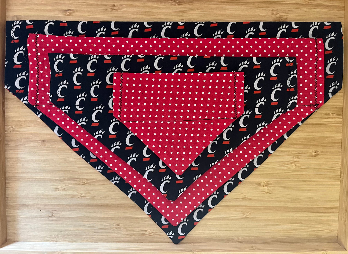University of Cincinnati Bearcats Dog Bandana (Through the Collar Bandana)
