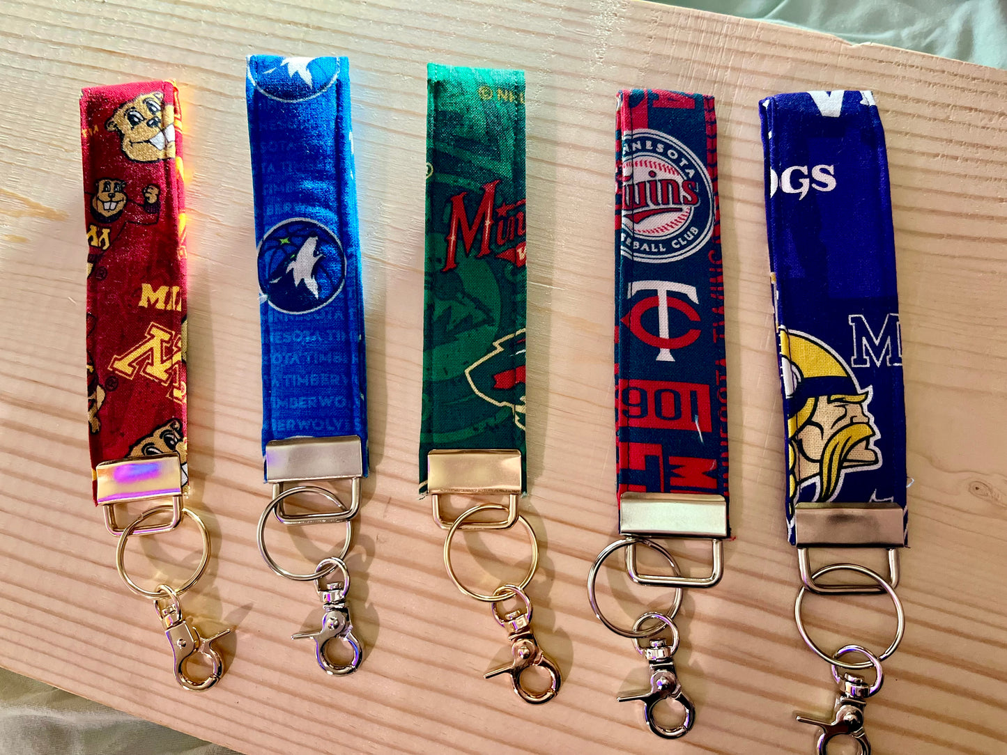 Minnesota Teams Wristlet Keychain