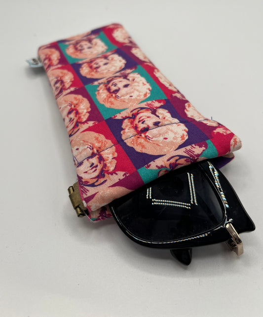 Dolly glasses Case