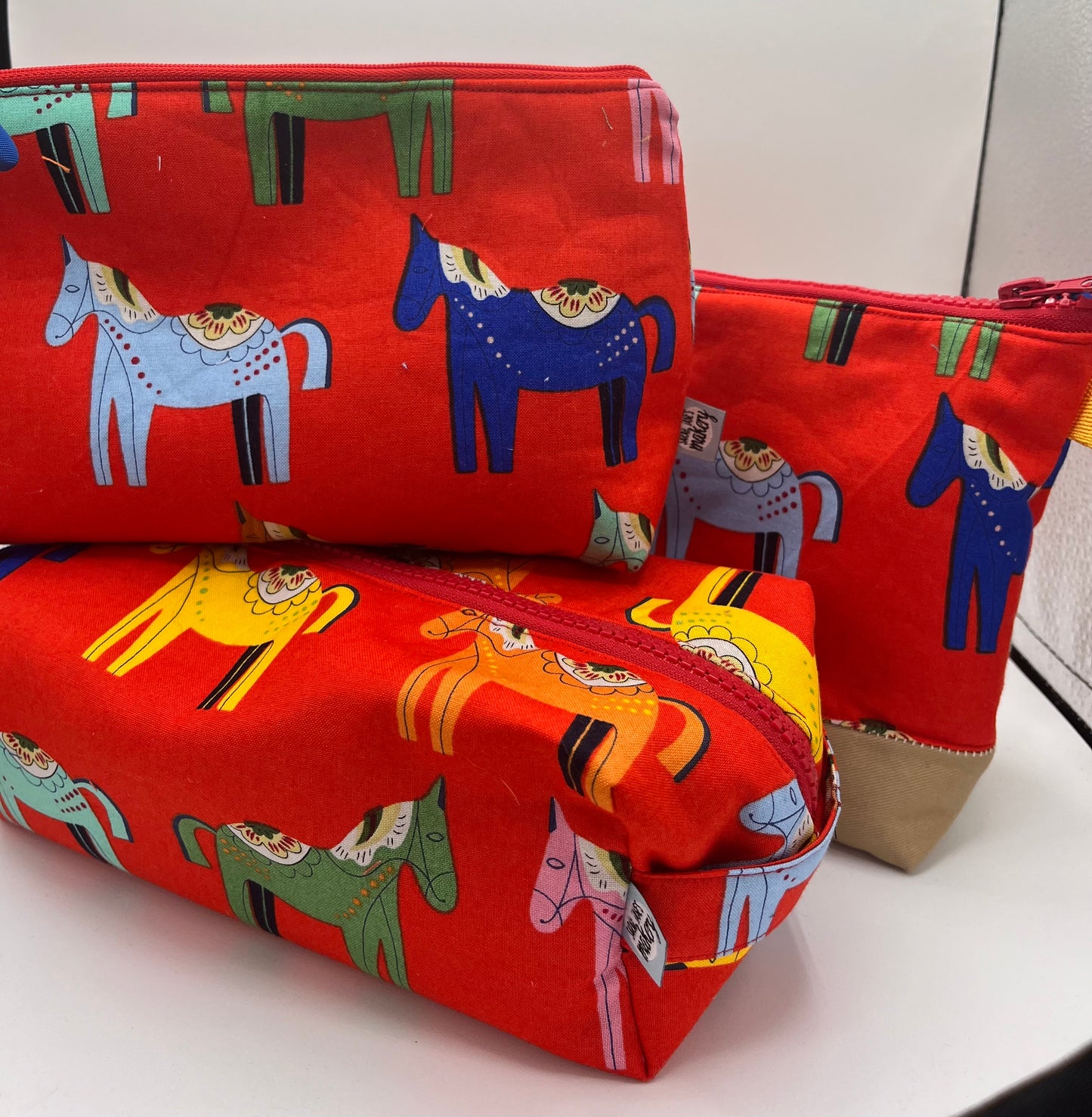 Small Dala Horse Travel Handled Bag