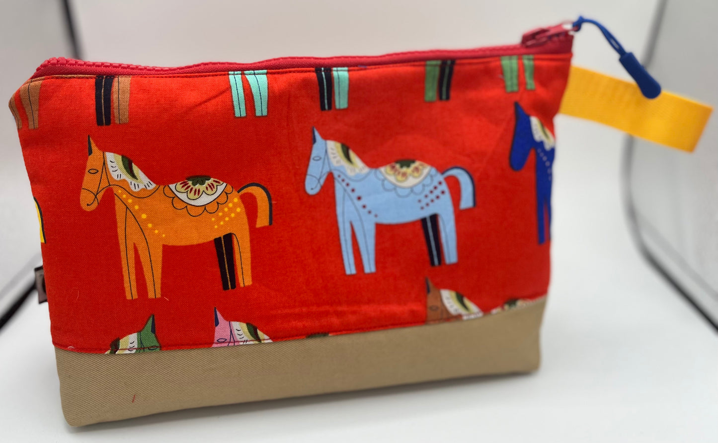 Small Dala Horse Travel Handled Bag