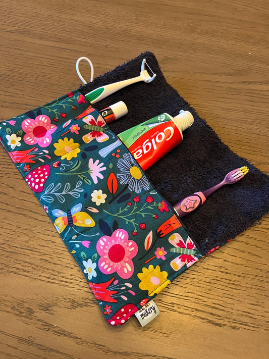 Kids Floral- Toothbrush Roll Up Bag