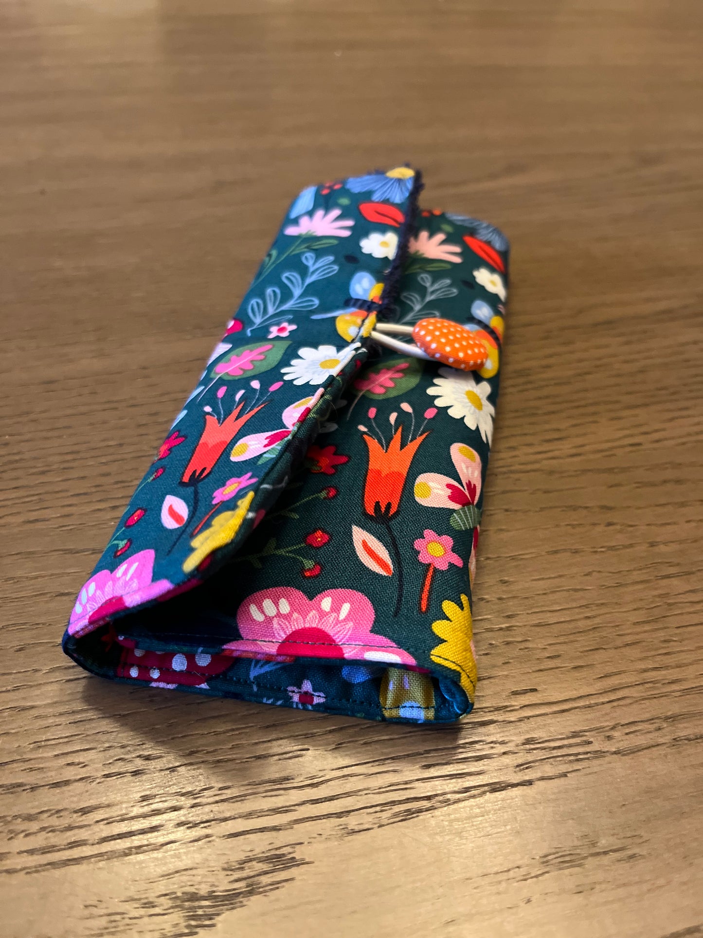 Kids Floral- Toothbrush Roll Up Bag